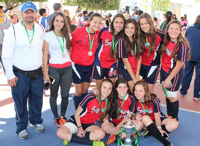 张玉宁的历 张玉宁的历