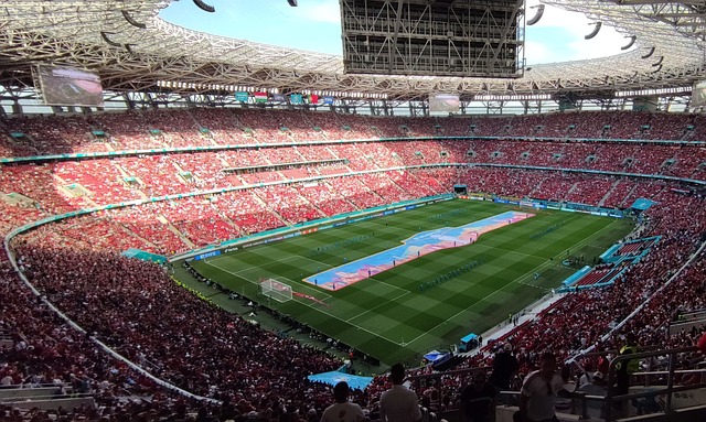 观点而闻名 观点而闻名